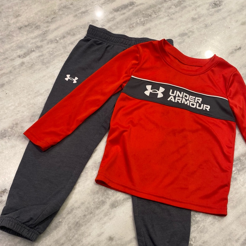 Under Armour 3T boys matching set